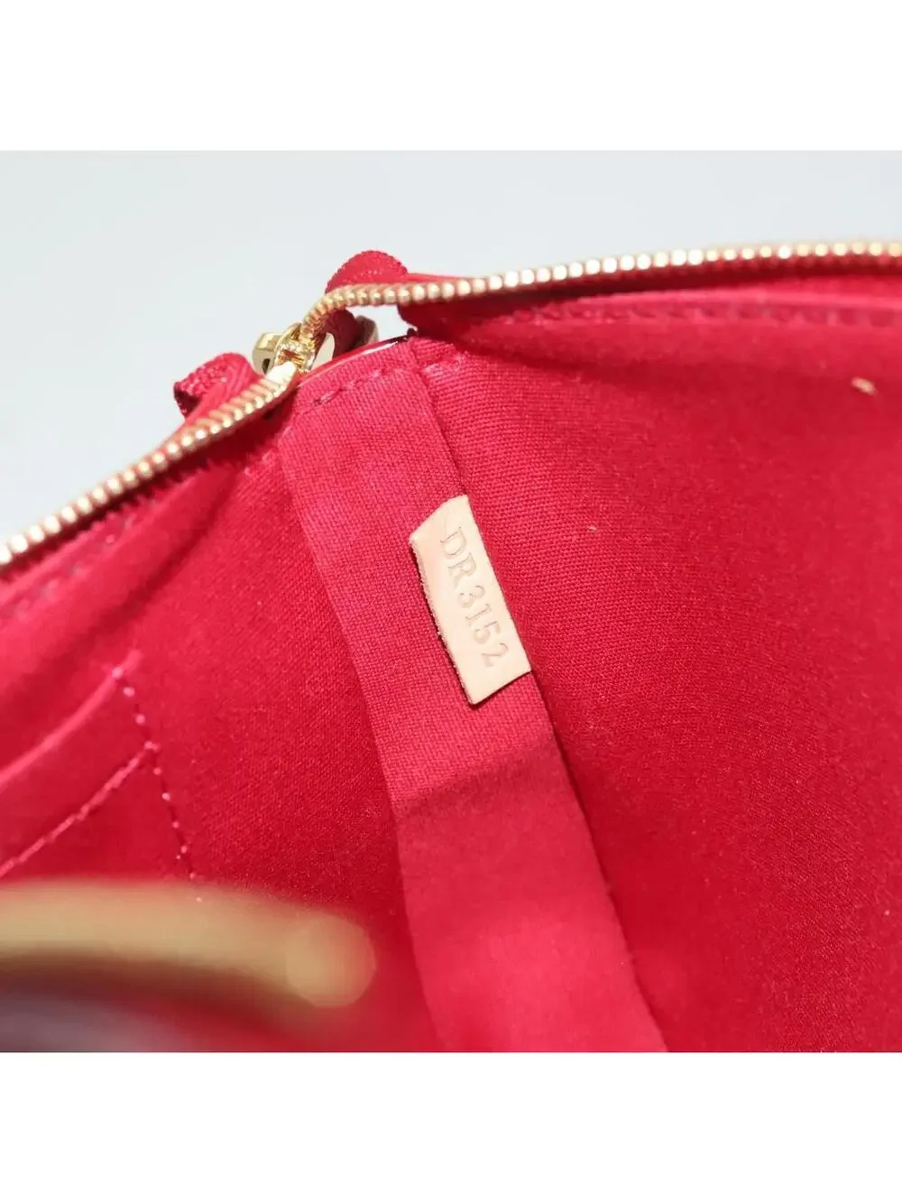 Louis Vuitton Vernis Pochette #344227L82B